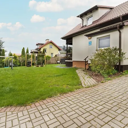 Sloneczna Dom Na Kaszubach Z Sauna I Balia By Renters Сasa de vacaciones *
